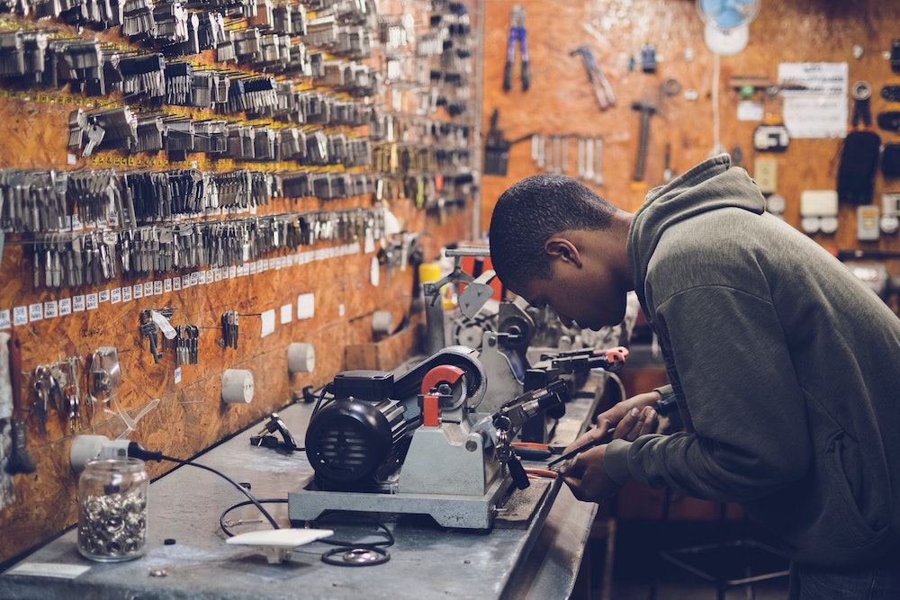 Machine operator